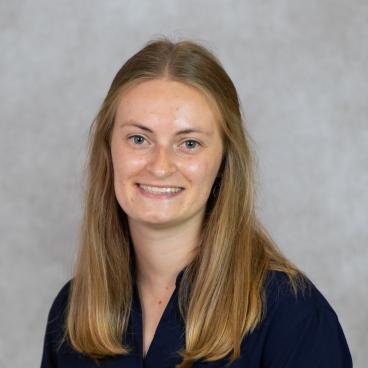Headshot of Kennedy Lange