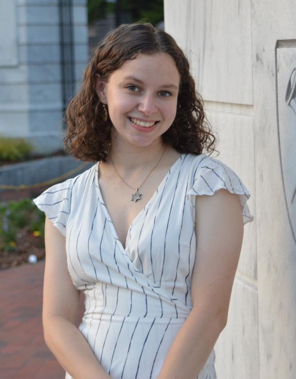 Headshot of Alison Thieberg