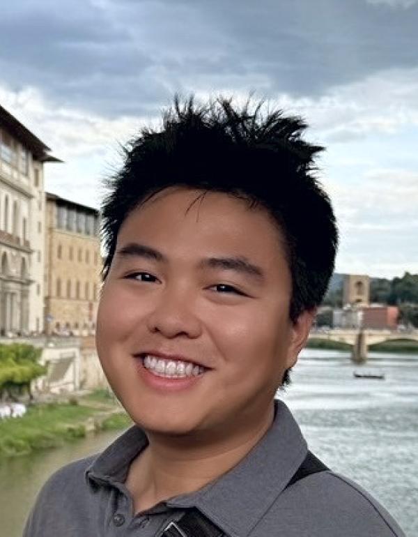 Headshot of Drive Rojrachsombat