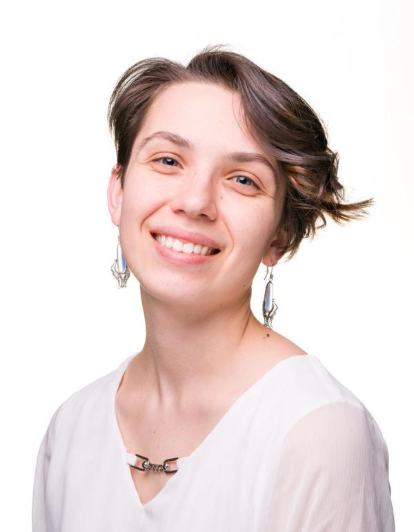 Headshot of Maria Nikolaitchik