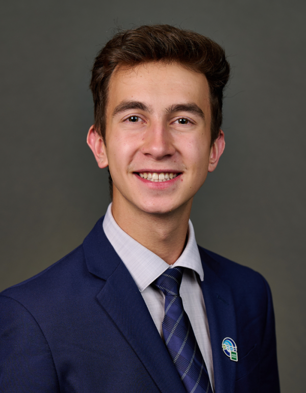 Headshot of Max Masleyev