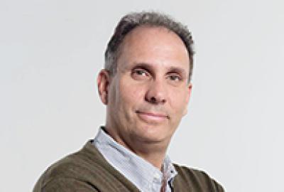 Fernando Miralles-Wilhelm headshot