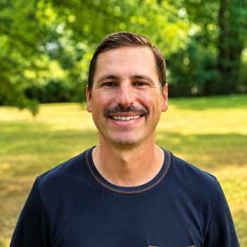 Headshot of Brian Bennett